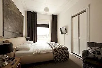 Nassau Bed and Breakfast 3*