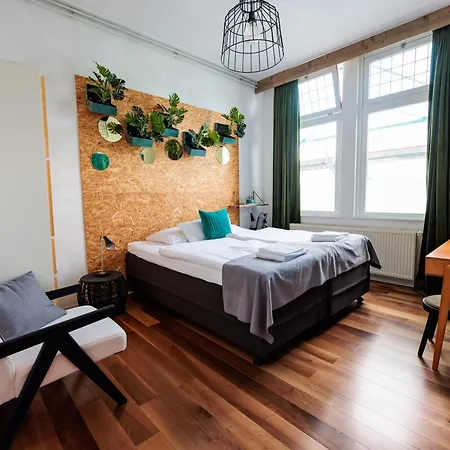 게스트하우스 Nassau 3*